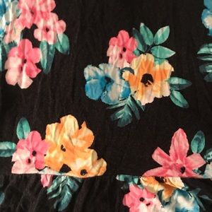 FREE WITH PURCHASE Justice Tropical Tank Top 20P
